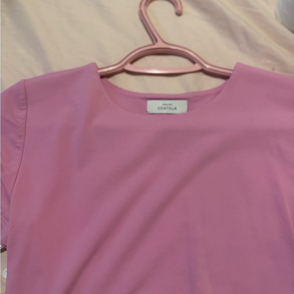Aritzia Pink Short Sleeve Tee